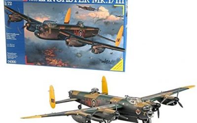 Revell- Avro Lancaster MK. I/III Kit Aeromodello, Multicolore, 04300