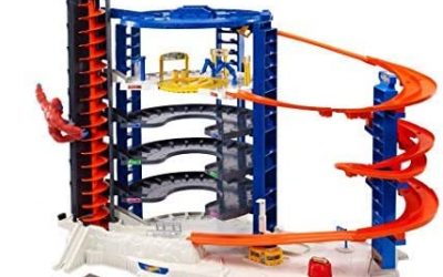 Hot Wheels – Super Ultimate Garage Playset per Macchinine con 4 Veicoli…